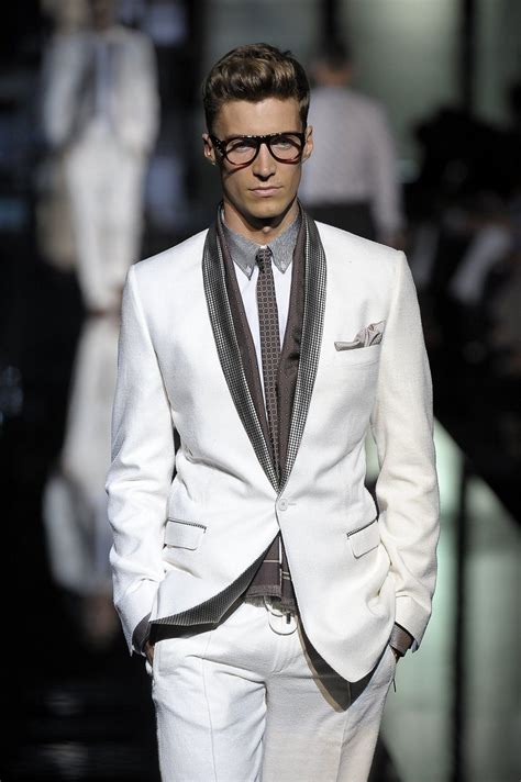 dolce and gabbana white suit